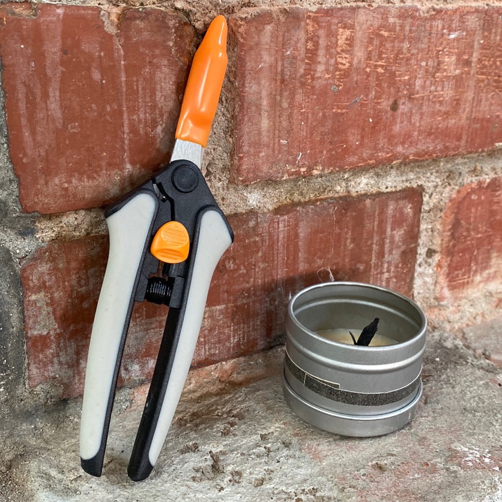 Bnwt Fiskars micro tip pruning shears
